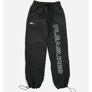 PLEASURES X REEBOK - SOLD OUT ON SITE, RARE.